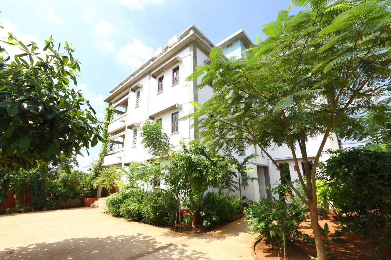 Hotel Du Palais - Auroville Beach Пондичери Екстериор снимка
