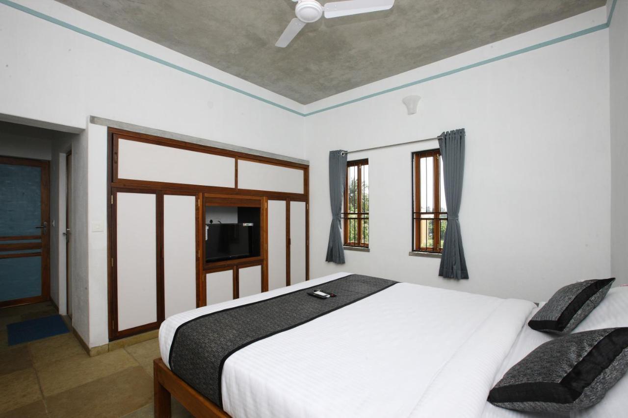 Hotel Du Palais - Auroville Beach Пондичери Екстериор снимка