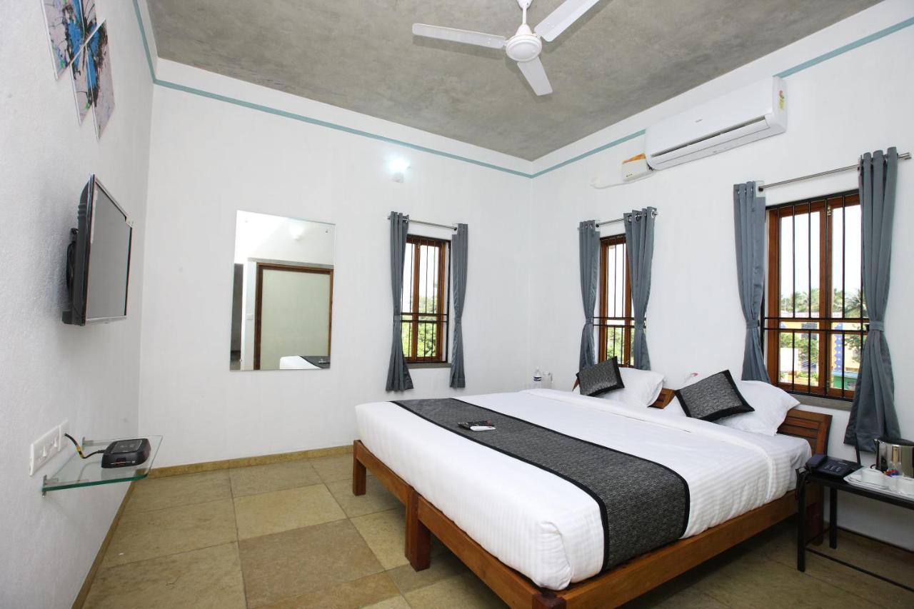 Hotel Du Palais - Auroville Beach Пондичери Екстериор снимка