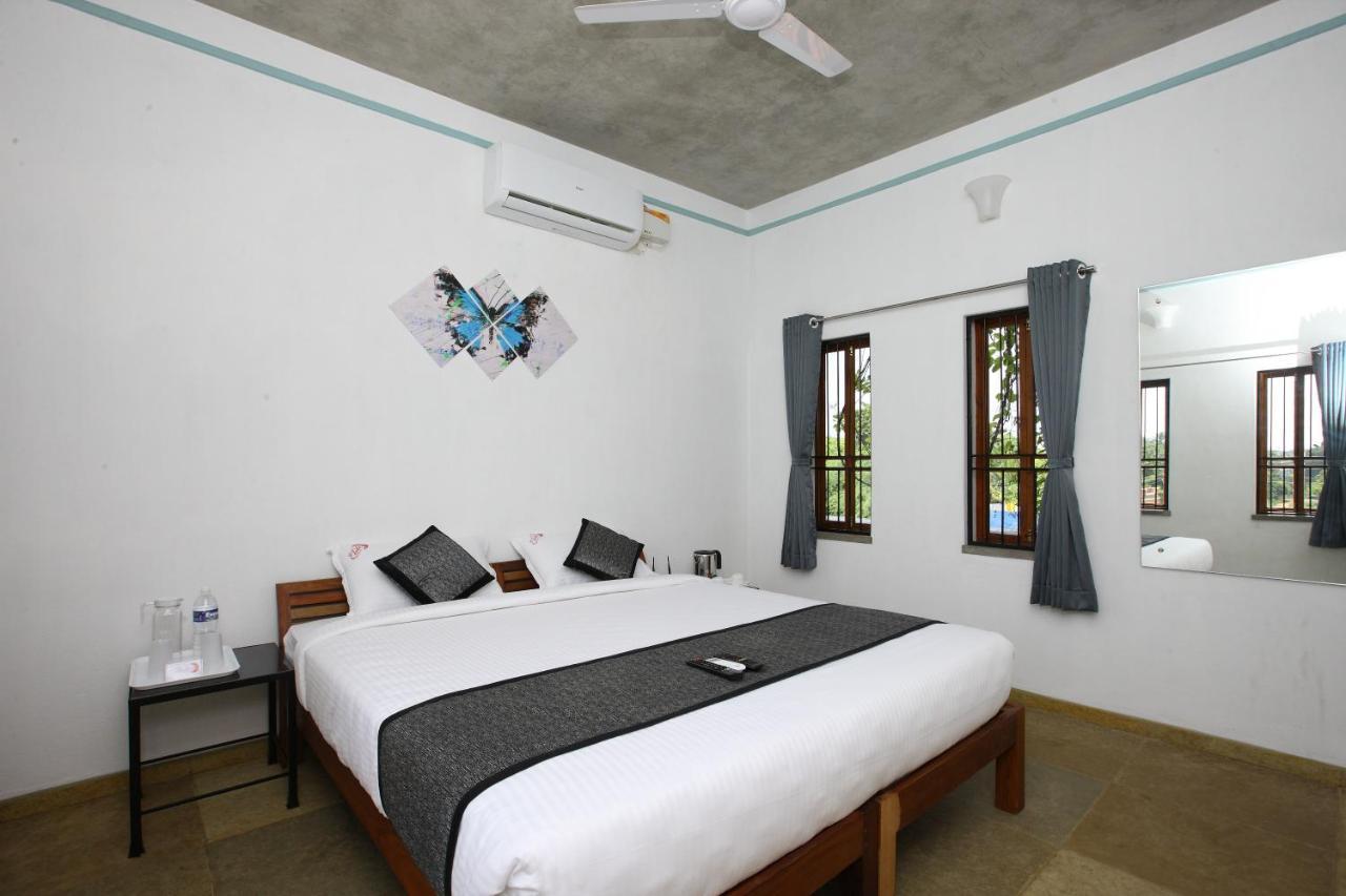 Hotel Du Palais - Auroville Beach Пондичери Екстериор снимка