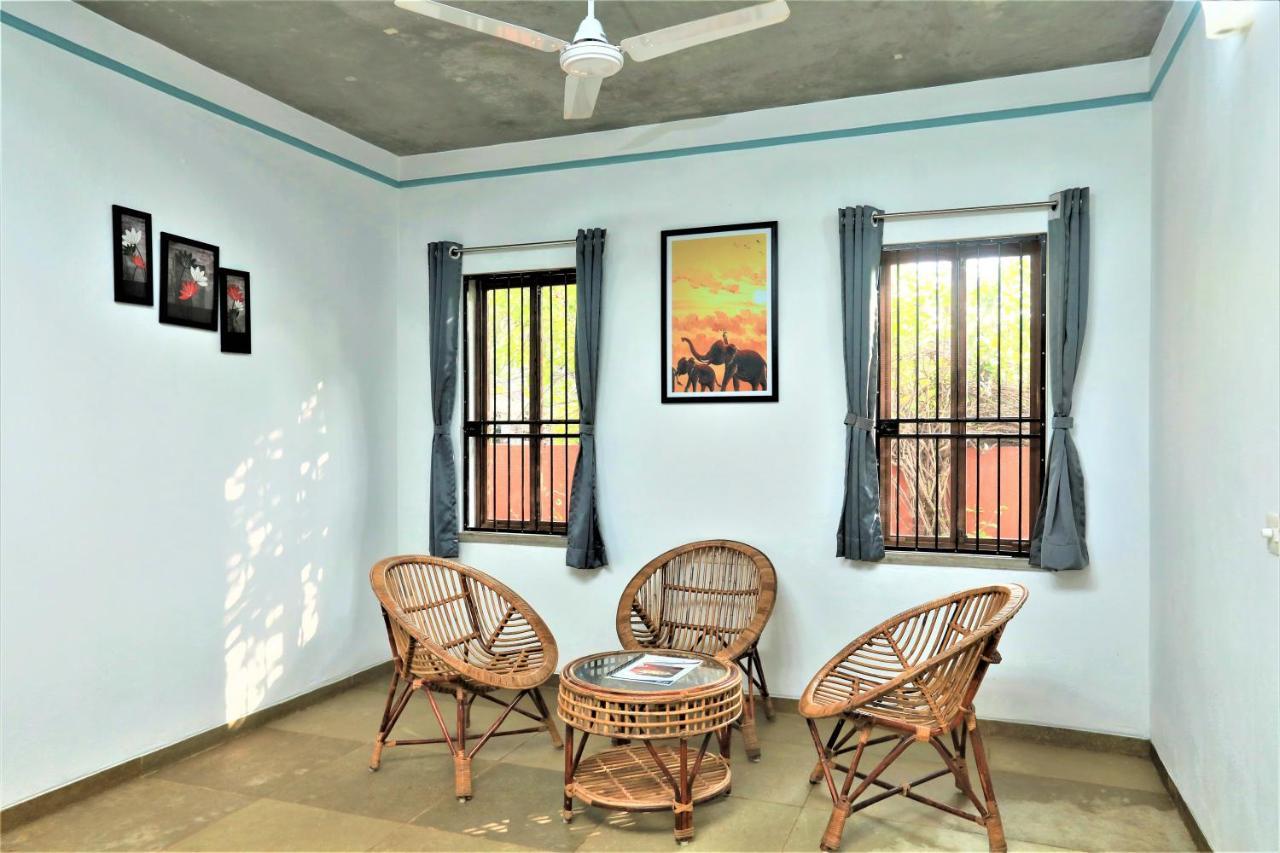 Hotel Du Palais - Auroville Beach Пондичери Екстериор снимка