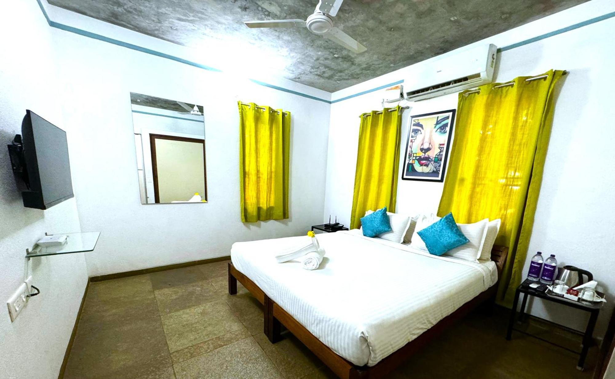 Hotel Du Palais - Auroville Beach Пондичери Екстериор снимка