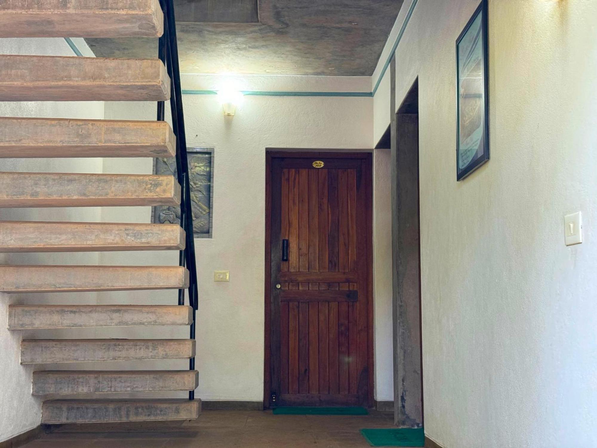 Hotel Du Palais - Auroville Beach Пондичери Екстериор снимка